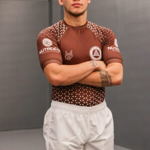 Kit Camisa e short Rash Guard – Marron e Branco