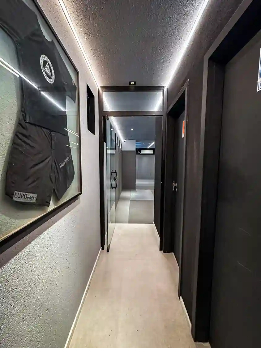 IMG_6832-scaled_6_11zon